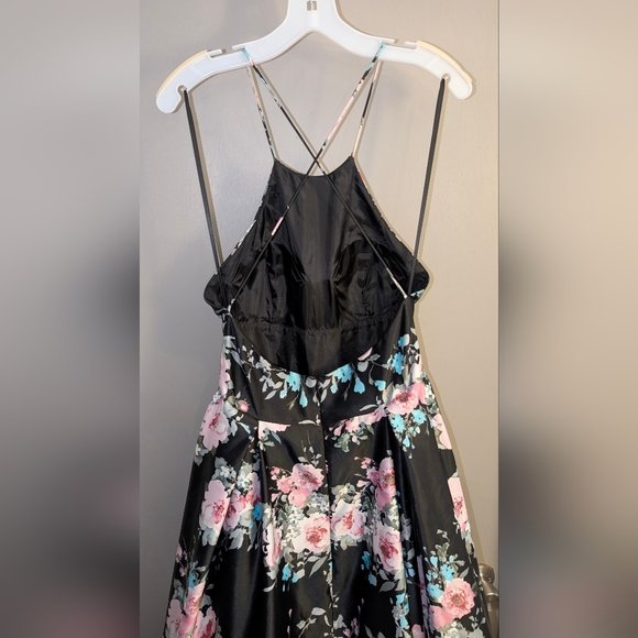 Blondie Nites Black Multi Floral Halter-Neck Prom Ball Gown Dress Junior's 11 - Picture 10 of 12